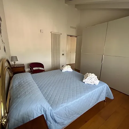 Appartamento Mansarda Munari In Centro A Cornuda, Tra Le Colline Prosecco *