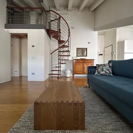 アパート Mansarda Munari In Centro A Cornuda, Tra Le Colline Prosecco Cornuda